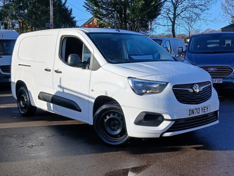 2020 Vauxhall Combo 1.5 Turbo D 2300 Sportive Panel Van 4dr Diesel Manual L2 H1 Euro 6 (s/s) (1 P...
