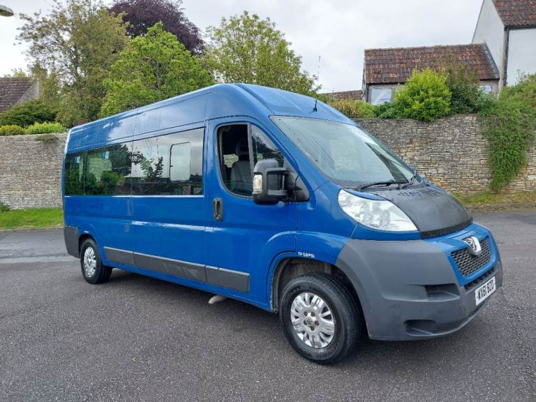 PEUGEOT BOXER 17 SEAT MINIBUS 