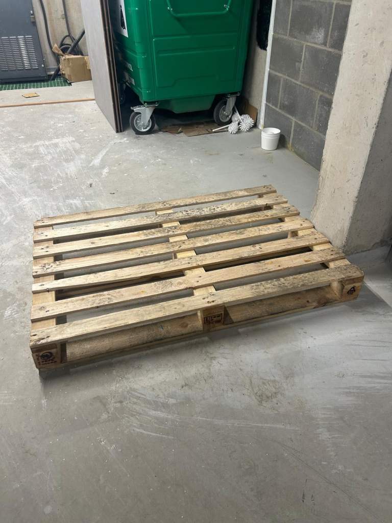 image for Wooden Pallet