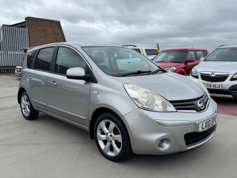 2010 Nissan Note 1.6 16V Tekna Auto Euro 4 5dr MPV Petrol Automatic