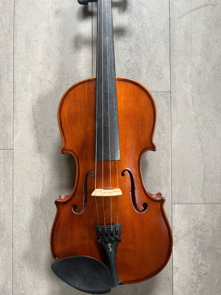 Stunning ‘Like New’ 4/4 Stentor 2 Violin & Accessories 