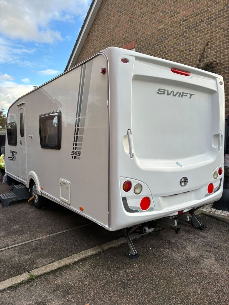 2011 swift charisma 545 model
