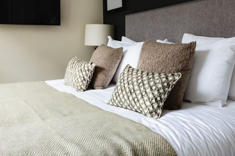 1 Bedroom- Mayfair - West London - W1K - Short Term Let