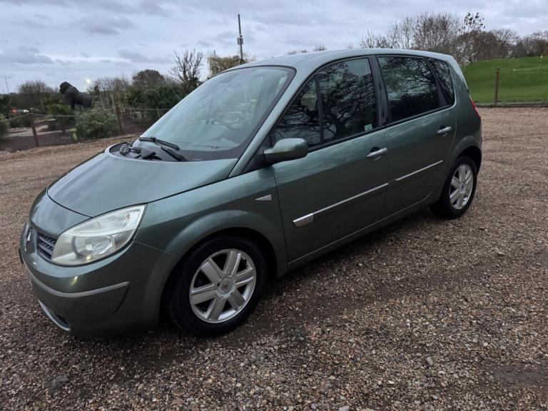 2005 Renault Megane 1.6 VVT Dynamique 5dr Auto MPV PETROL Automatic