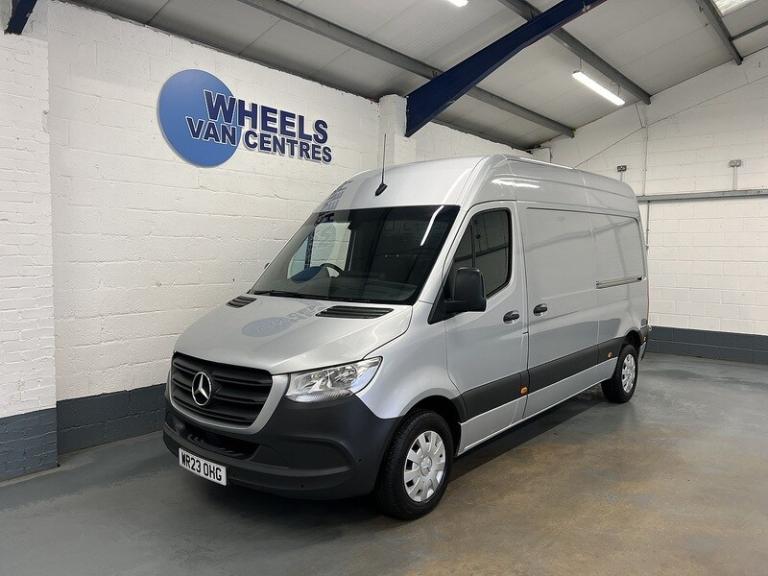 2023 Mercedes-Benz Sprinter 3.5t H1 Premium Van PANEL VAN DIESEL Manual