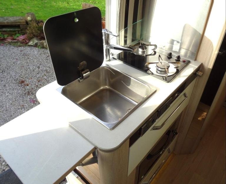 Rapido V55 - 2020 - 3 Berth - Campervan for sale