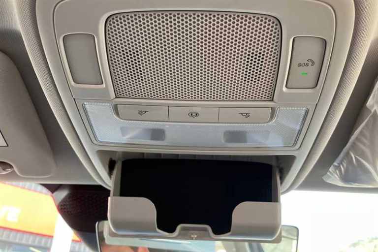 2025 MG MG4 49kWh SE Hatchback 5dr Electric Auto (170 ps) Hatchback Electric Automatic