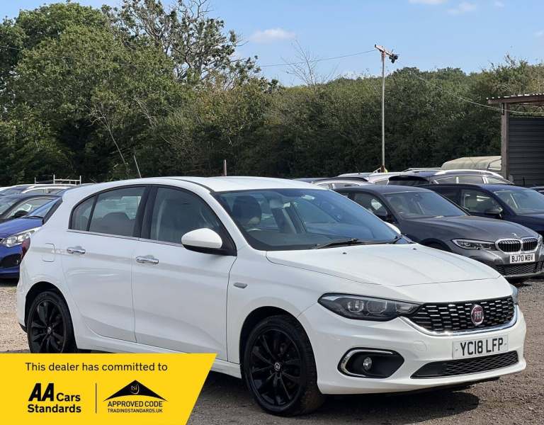 2018 Fiat Tipo 1.4 Lounge 5dr HATCHBACK PETROL Manual