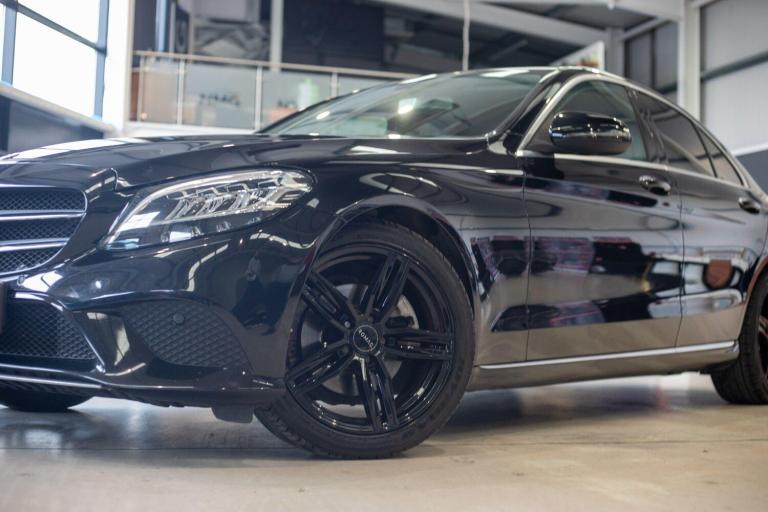  Mercedes-Benz C Class 2.0 C220d Sport Saloon 4dr Diesel G-Tronic+ Euro 6 (s/s) (194 ps) **Heated...