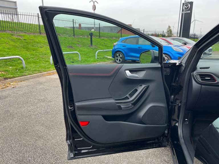 2022 Ford Puma 1.0 EcoBoost Hybrid mHEV ST-Line X 5dr Hatchback PETROL Manual