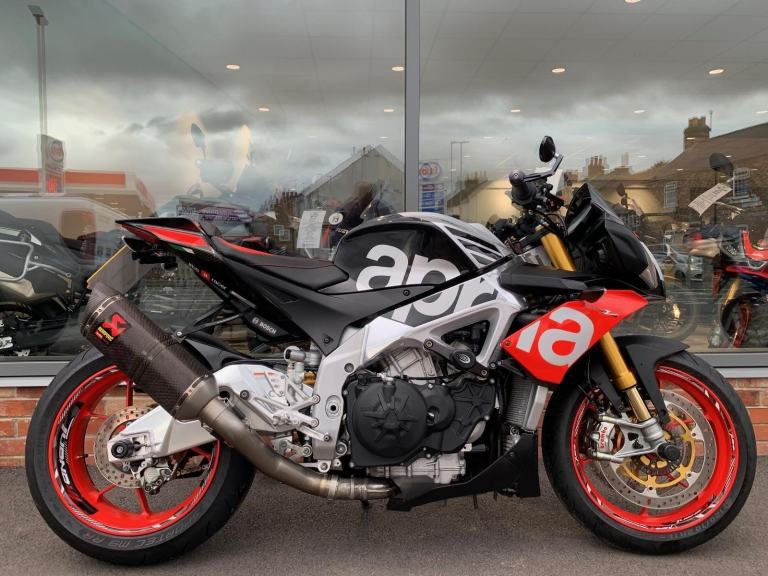 Aprilia Tuono V4 1100 FACTORY - AKRAPOVIC + REMAP - 2 YEARS WARRANTY