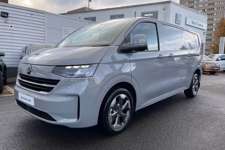2025 Volkswagen Transporter 2.0 TDI 170PS Commerce Pro Van Auto-Tailgate Van DIESEL Automatic
