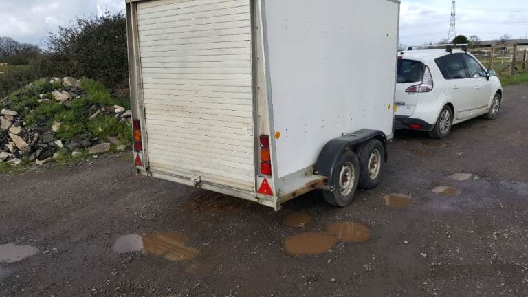 Ifor williams bv105 box trailer