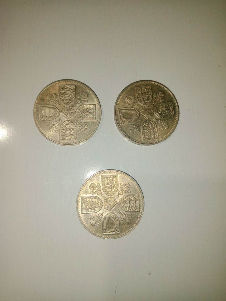 RARE 1953 UK Queen Elizabeth II Coronation Crown Commemorative 5 Shilling Coin M