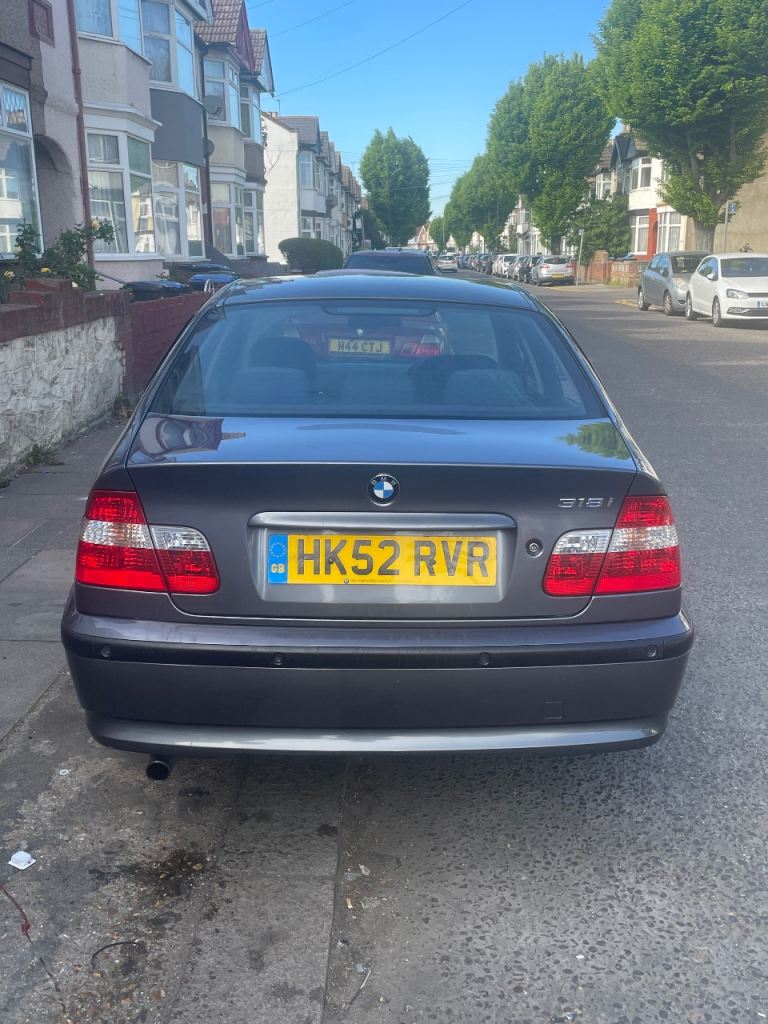 BMW, 3 SERIES, Saloon, 2002, Other, 1995 cc), 4 doors