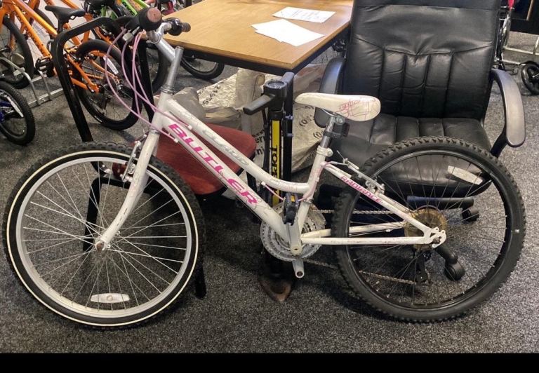 Butler Kids Bike - White and Pink, Good Condition
