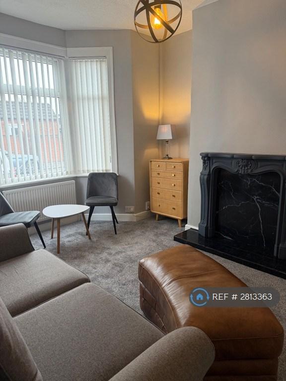 1 bedroom flat in Harley Street, Coventry, CV2 (1 bed) (#2813363)