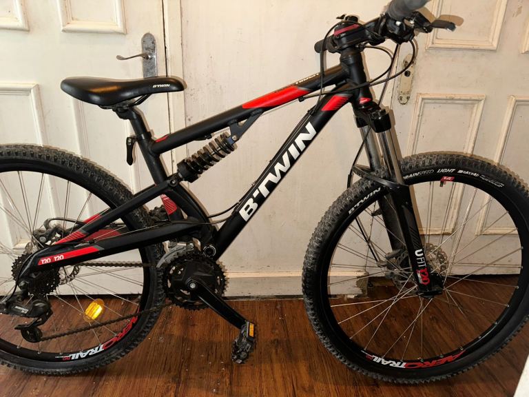 BTWIN Rockrider 520S Full Suspension Mountain Bike 27.5” Wheels Lightly Used
