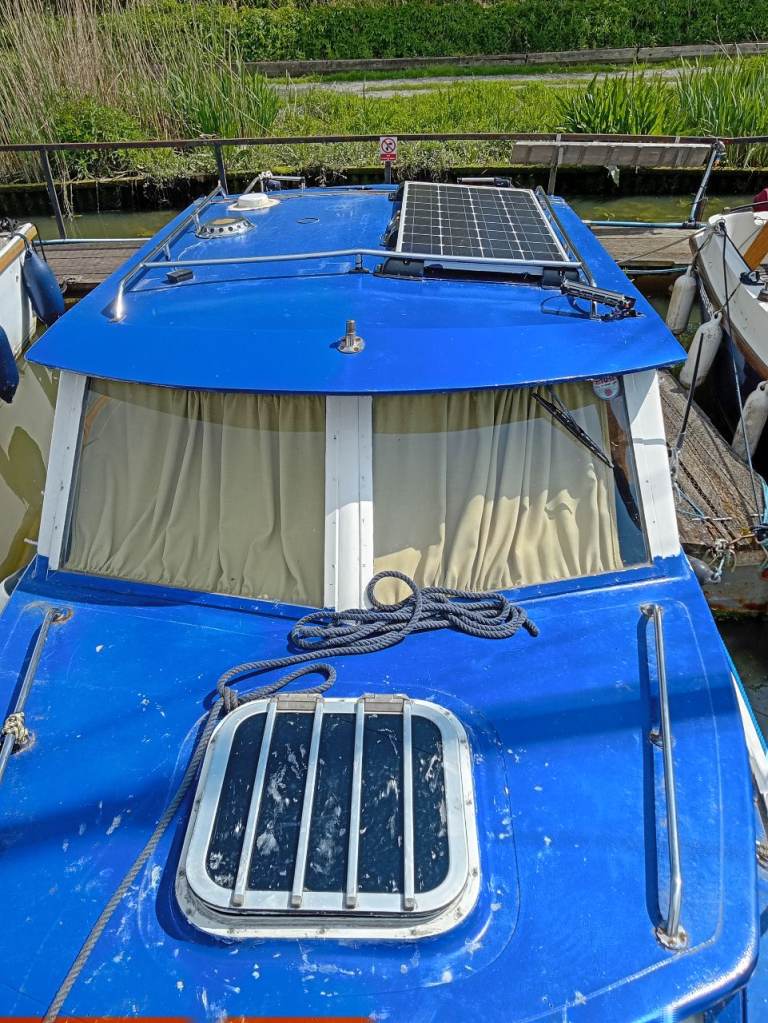 Boat 27ft