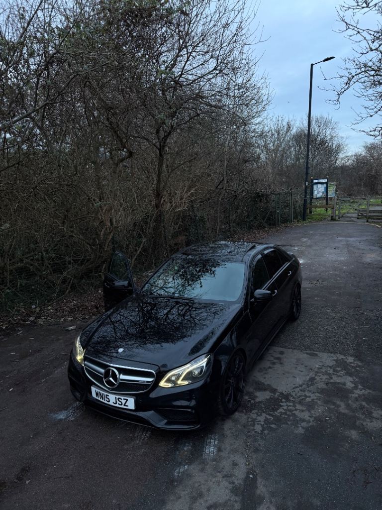 Mercedes benz E63 AMG