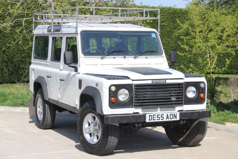 2005 Land Rover Defender 110 TD5 County Station Wagon (9 seater) ESTATE Diesel Manual