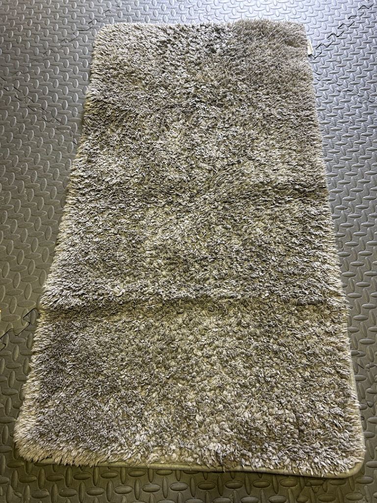 Free large grey bathroom mat
