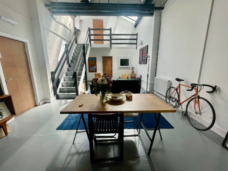 Bright Live/Work Warehouse Room Available – Seven Sisters / Tottenham Hale – £950 inc. bills