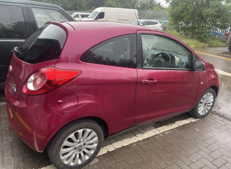 Ford, KA, Hatchback, 2010, Manual, 1242 (cc), 3 doors