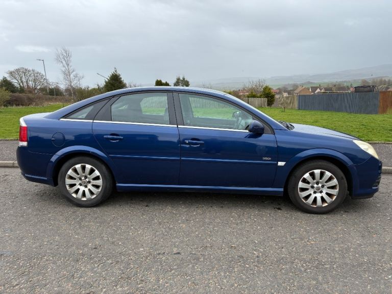 Vauxhall, VECTRA, Hatchback, 2006, Manual, 1796 (cc), 5 doors