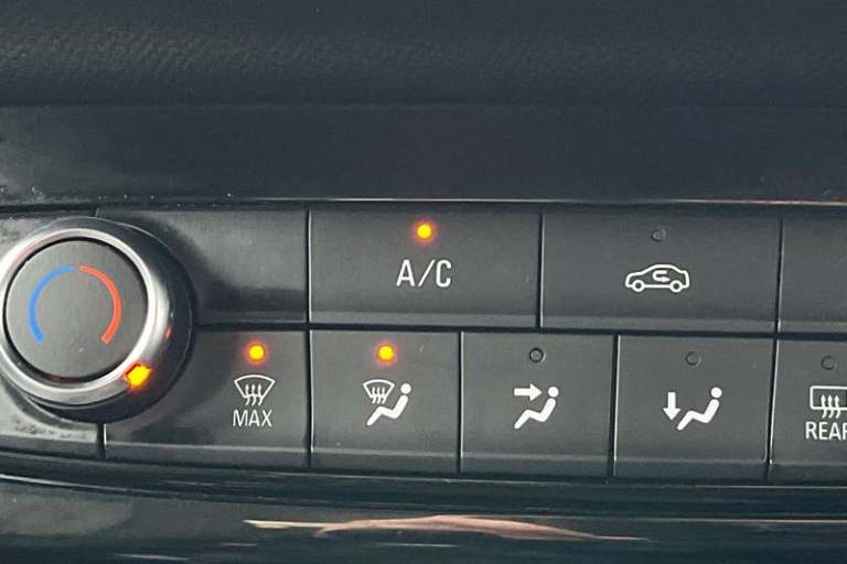 2023 Vauxhall Corsa 1.2 Design 5dr Manual HATCHBACK Petrol Manual