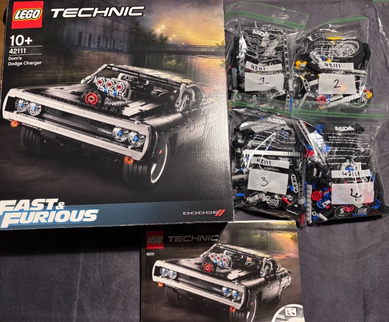 SOLD LEGO Technic: Fast & Furious/ Chevy Corvette