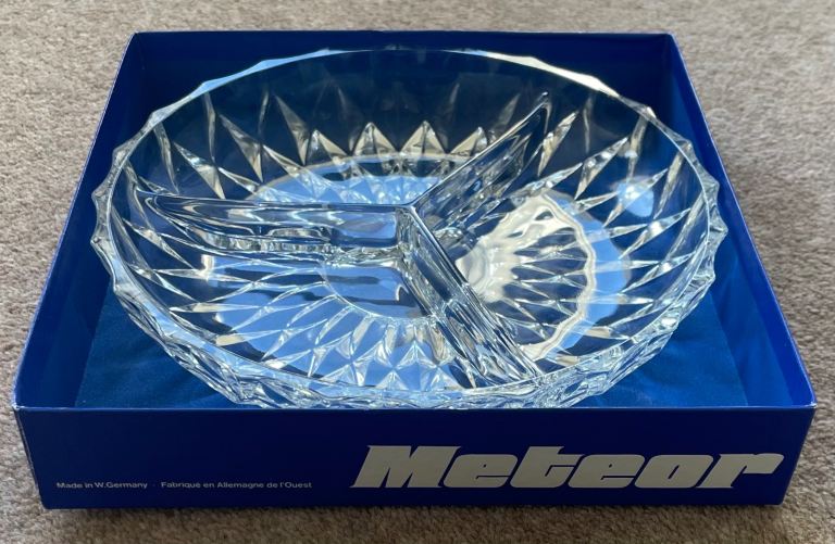 Meteor Glass Hors D’oeuvres 3 Segment Dish