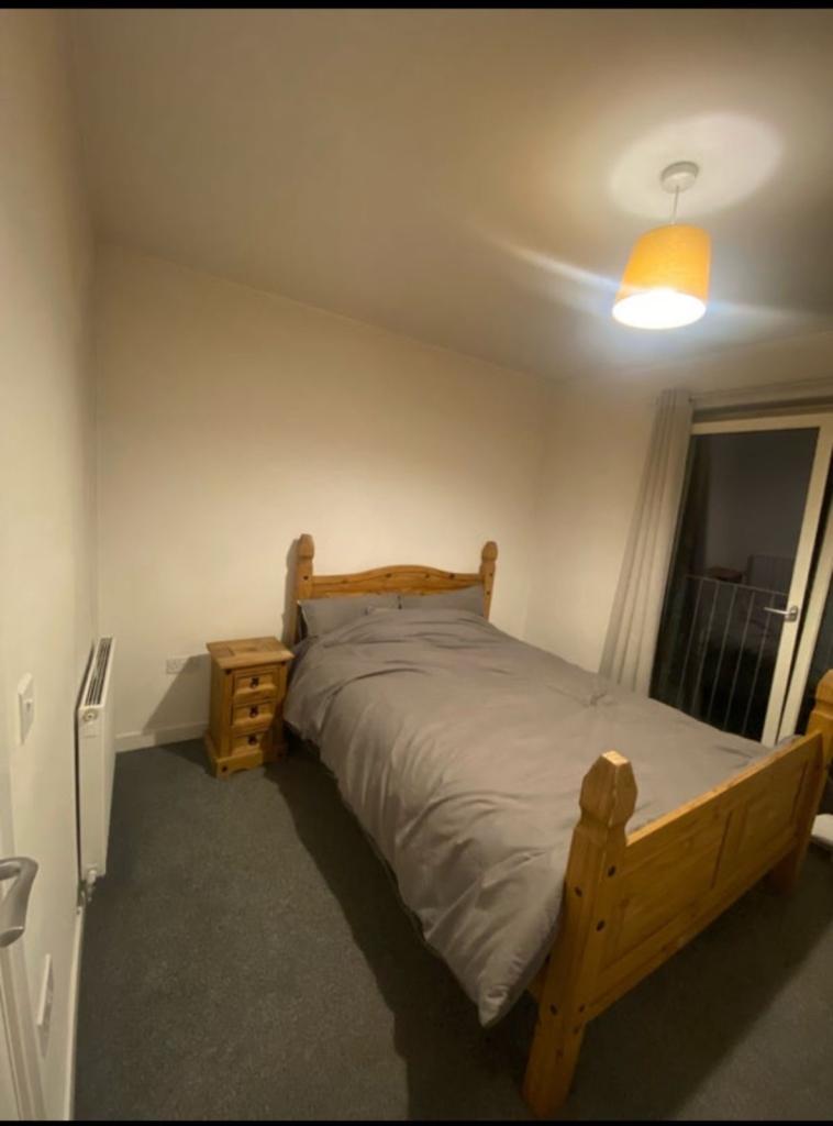 Double bedroom near city centre 