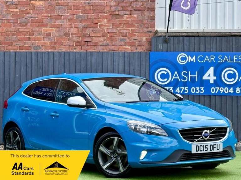 VOLVO V40 2.0 T2 R-Design Euro 6 (s/s) 5dr 2015