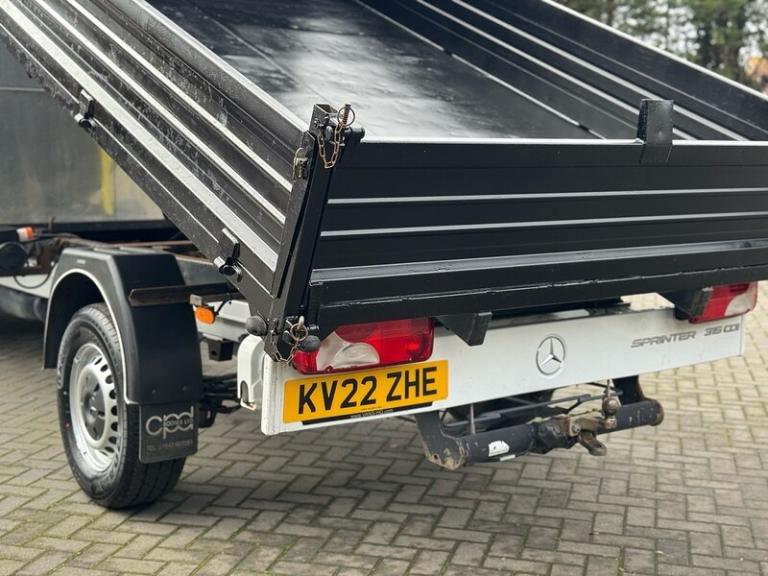 2022 Mercedes-Benz Sprinter 3.5t Progressive Chassis Cab CHASSIS CAB DIESEL Manual