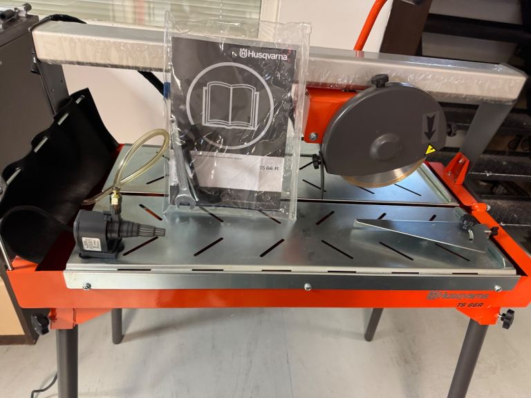 Husqvarna TS 66 R 240V Tile Saw 