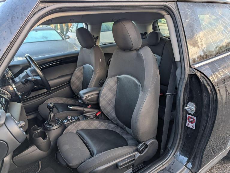 2015 MINI Hatch 1.5 Cooper D 3dr HATCHBACK DIESEL Manual