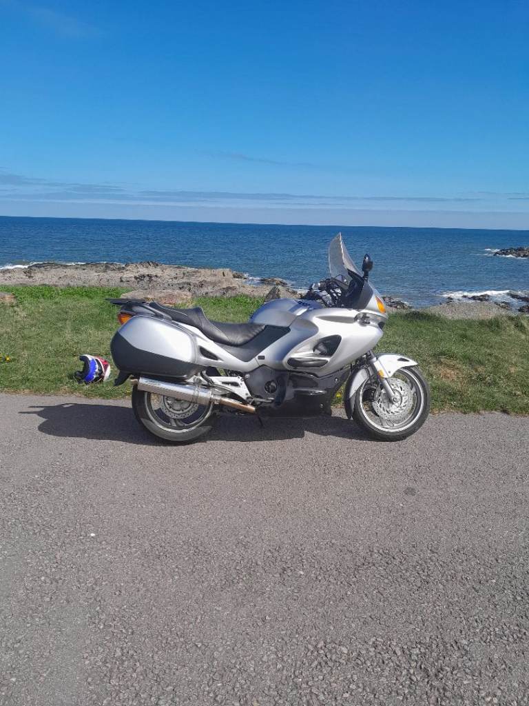 Honda, DEAUVILLE, 2005, 647 (cc)