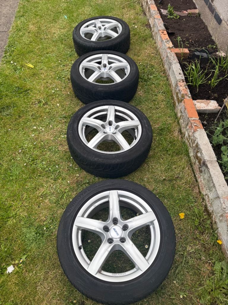 4x Alutec Alloy Wheels with Uniroyal Rainsport Tyres – 225/50 R17 98V XL