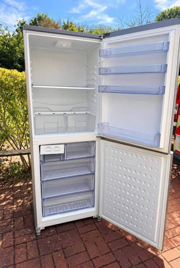 Hisense Fridge Freezer – Silver, Good Condition