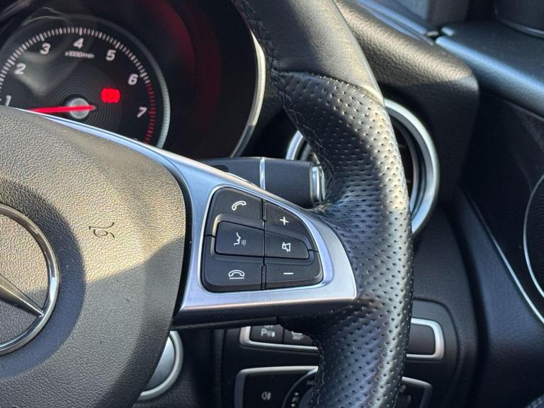 2019 Mercedes-Benz GLC 2.0 GLC250 AMG Line (Premium) SUV 5dr Petrol G-Tronic+ 4MATIC Euro 6 (s/s)...