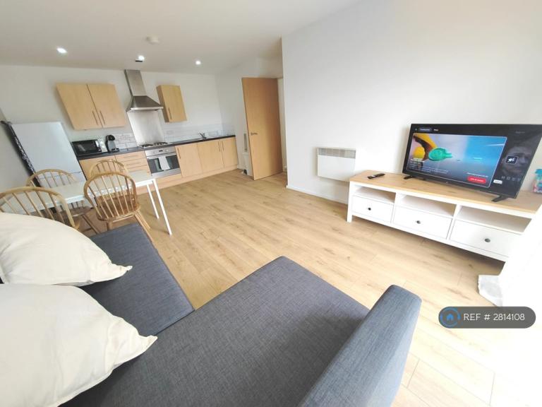 2 bedroom flat in Camp St, Salford, M7 (2 bed) (#2814108)