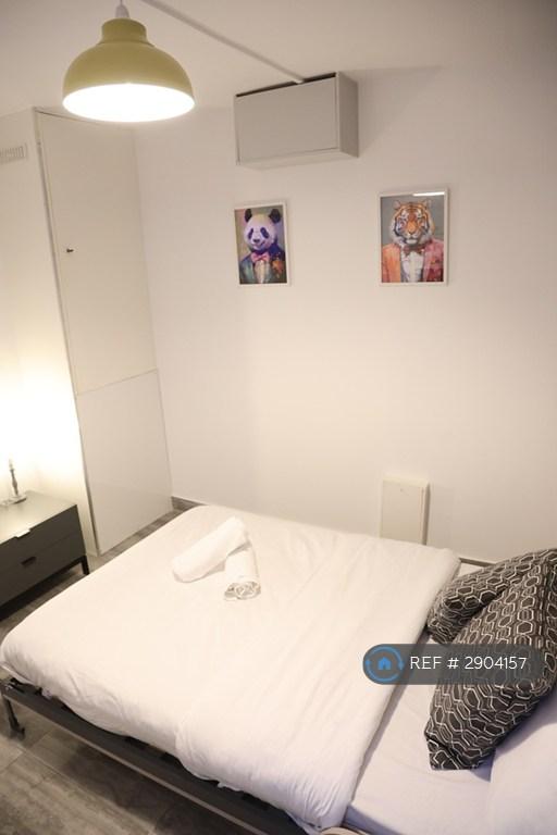 Studio flat in Kentish Town, London, NW5 (#2904157)