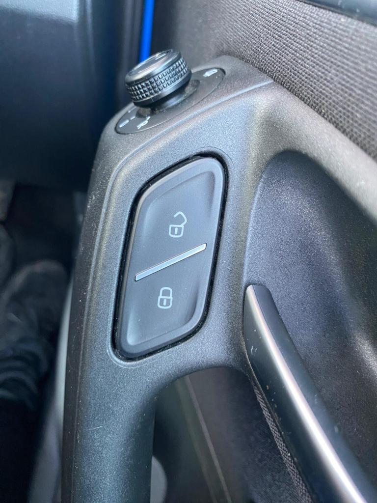 2014 Volkswagen Polo 1.2 TSI BlueMotion Tech SE Euro 6 (s/s) 3dr HATCHBACK Petrol Manual