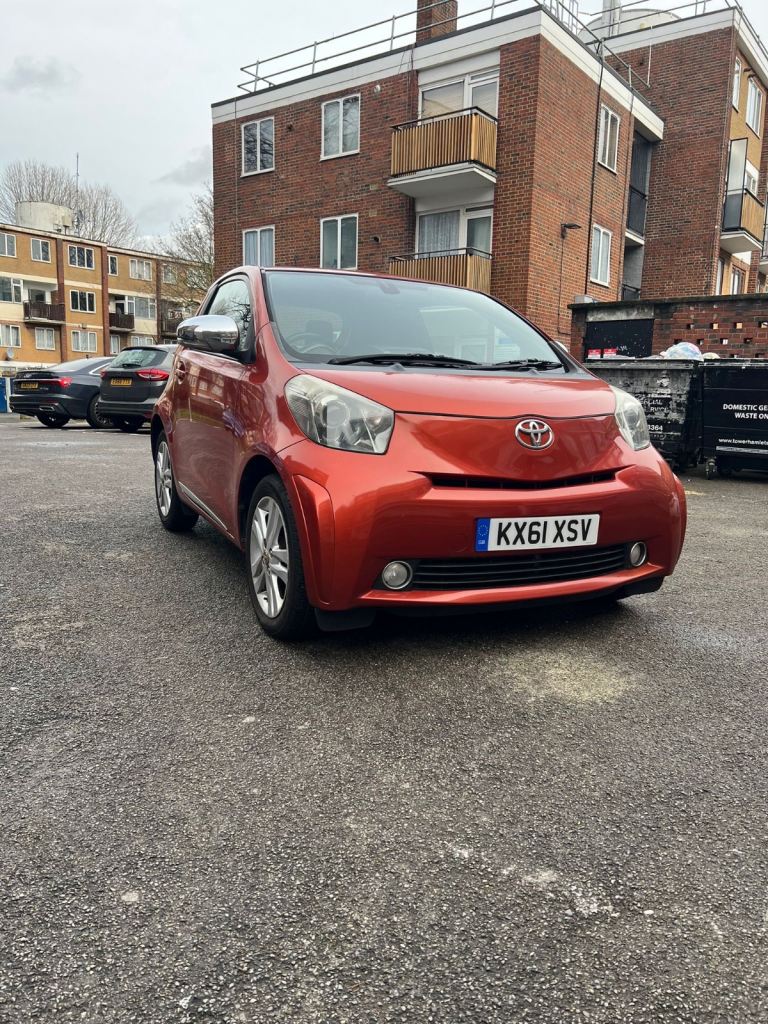 Toyota IQ 2 CVT AUTOMATIC 2011