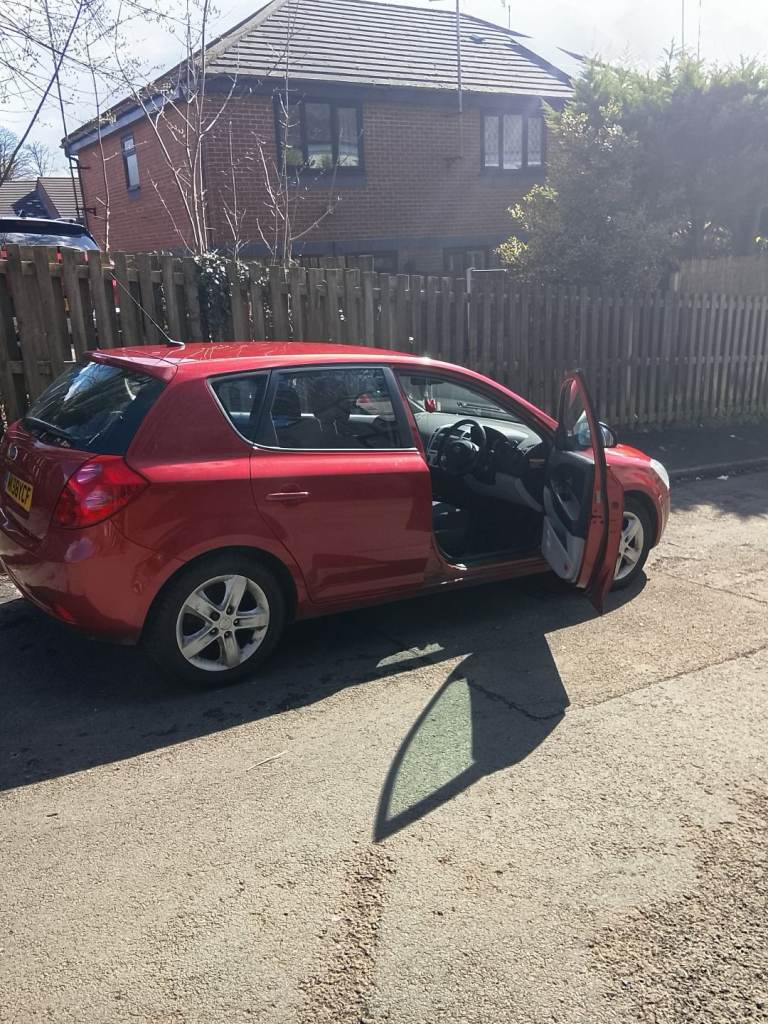 Kia, CEED, Hatchback, 2008, Manual, 1396 (cc), 5 doors