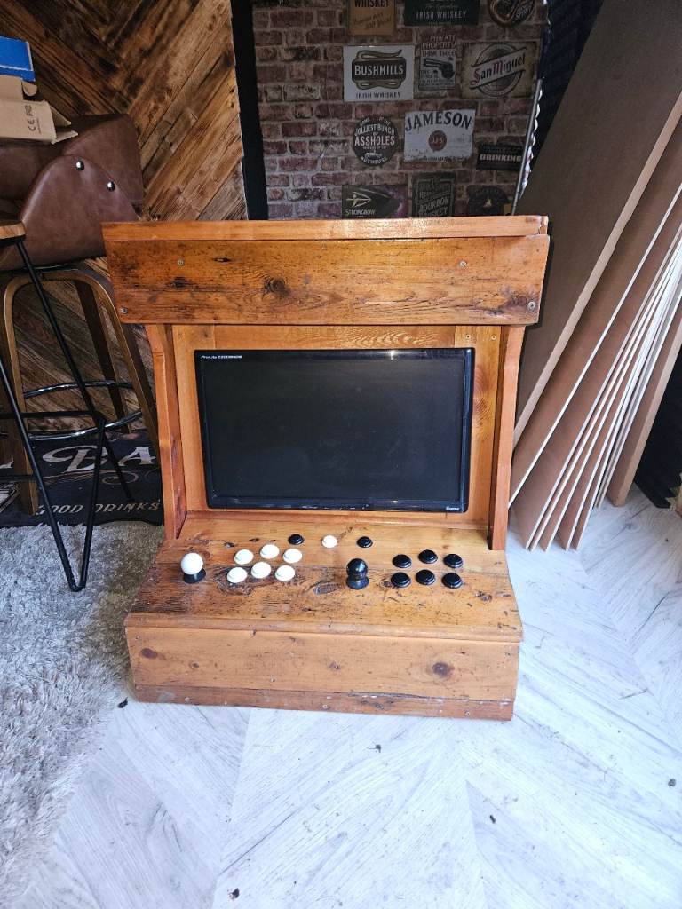 Retro hand made arcade machine 1500 games retro classics