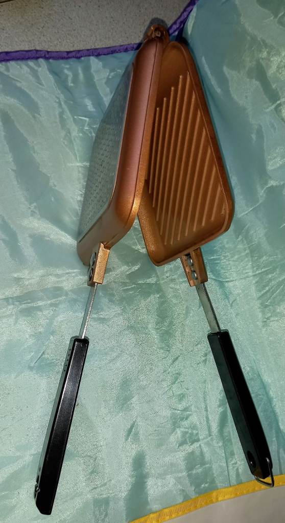 1 X Cooker Top Sandwich Toaster