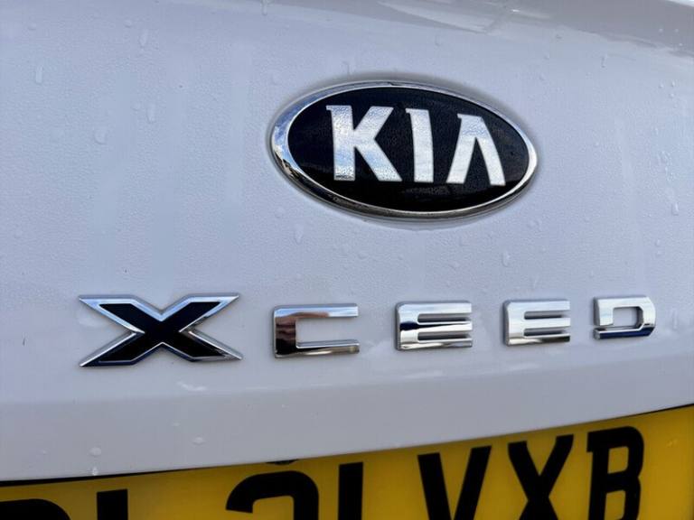 2021 Kia XCeed 1.0T GDi ISG 3 5dr HATCHBACK PETROL Manual
