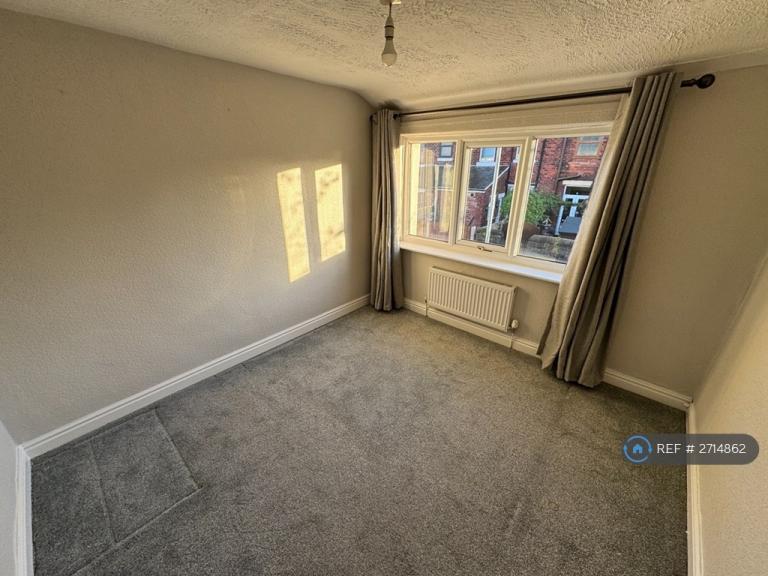 2 bedroom house in Station Road, Bamber Bridge, Preston, PR5 (2 bed) (#2714862)